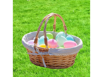 Cestino da picnic in vimini giallo grande all'aperto rosa con coperchio isolato grande